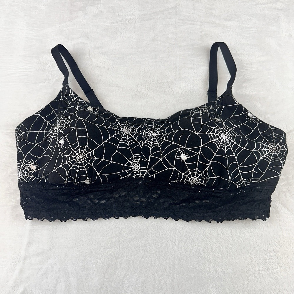 Torrid Curve Spiderweb Longline Bralette Black Silver Lace Goth Halloween Size 2